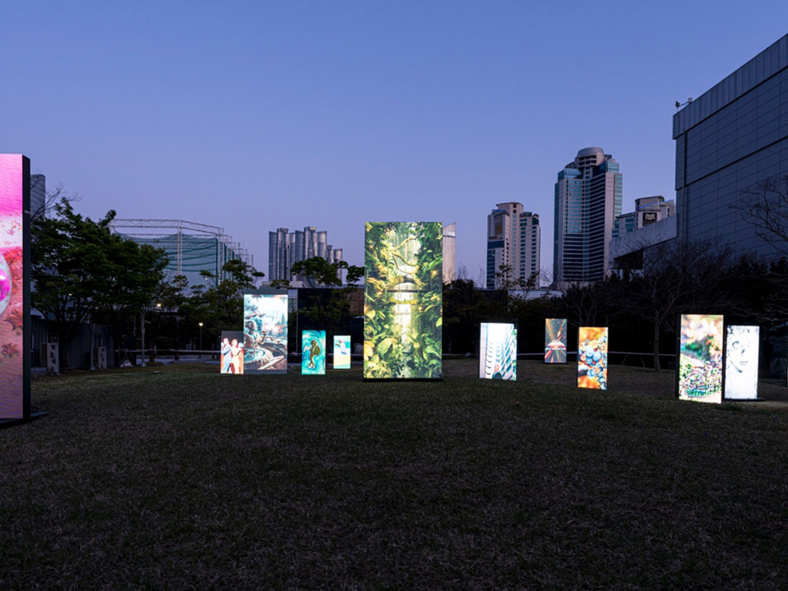 Rank SSS at Busan Loop Festival Outdoor Digital Installation, Korea